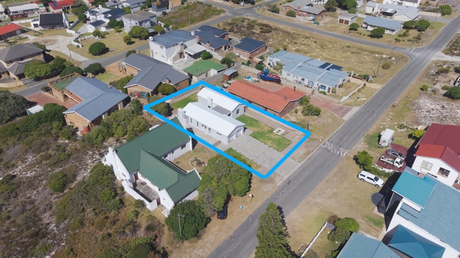 3 Bedroom Property for Sale in Struisbaai Western Cape